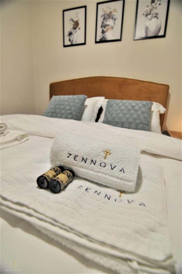 Zennova #4 Vintage City Center Apt Salonic Exterior foto