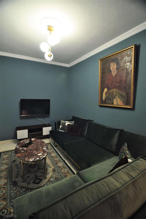 Zennova #4 Vintage City Center Apt Salonic Exterior foto